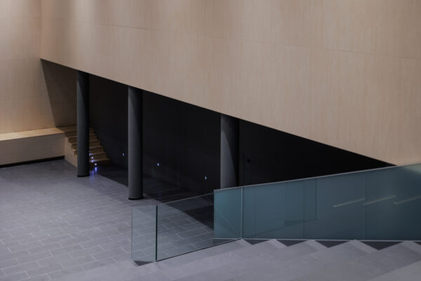 Fotografía y arquitectura auditorio escalera