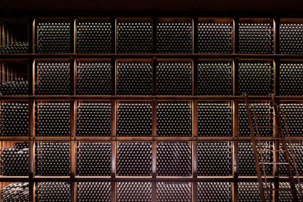 Reportaje fotográfico Bodega sala botellas