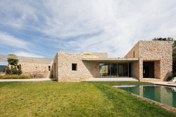 Fotografías Casa de piedra y barro piscina