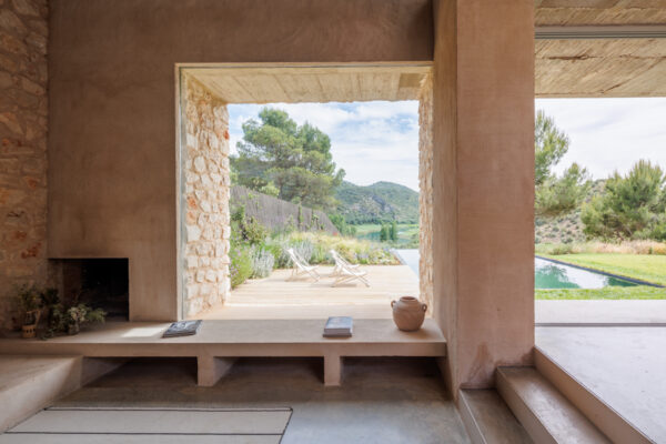 Fotografías Casa de piedra y barro vista patio
